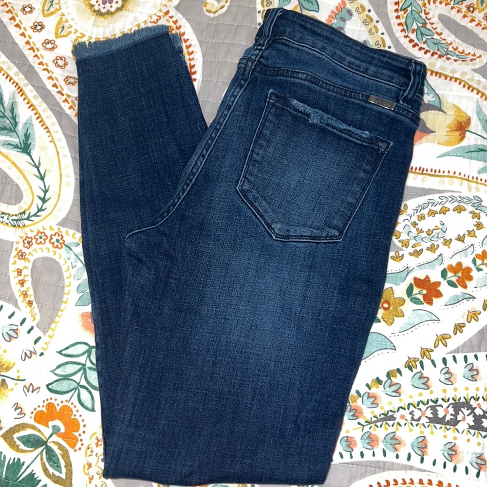 KanCan frayed hem jeans- size 11/29